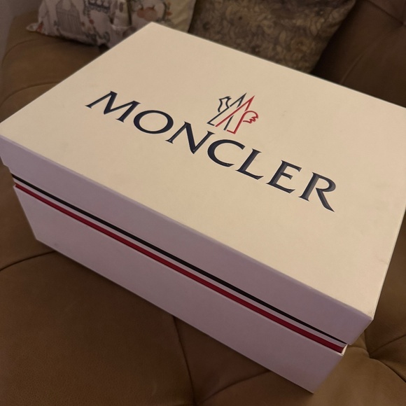 Moncler Trailgrip GTX Sneakers - Picture 2 of 7